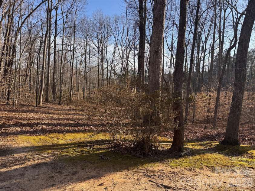 121 Shady Lane, Troutman, NC 28166.  MLS# CAR4352334, YatesRealty ID 8895. 