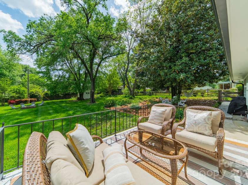 8330 Fallsdale Drive, Charlotte, NC 28214.  MLS# CAR4248517, YatesRealty ID 8896. Patio/Backyard