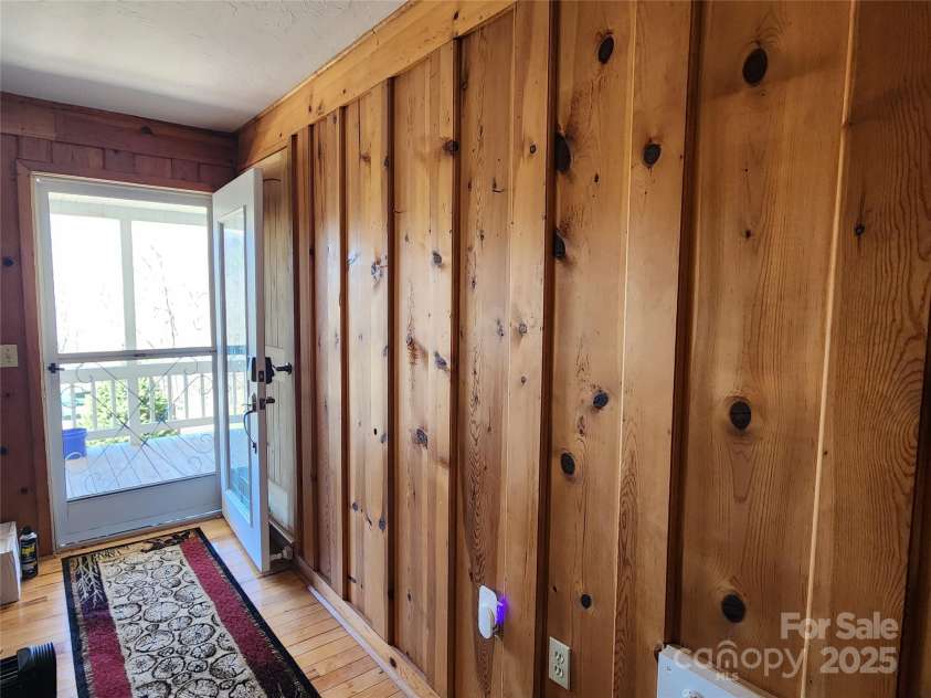 188 Paul Hurst Road, Franklin, NC 28734.  MLS# CAR4233199, YatesRealty ID 8897. Beautiful solid pine walls
