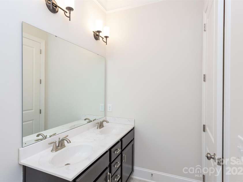 1025 Patterson Farm Road, Mooresville, NC 28115.  MLS# CAR4166919, YatesRealty ID 8898. 
