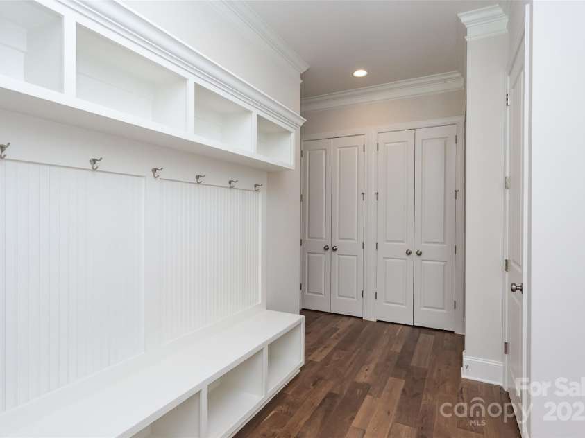 1025 Patterson Farm Road, Mooresville, NC 28115.  MLS# CAR4166919, YatesRealty ID 8898. 