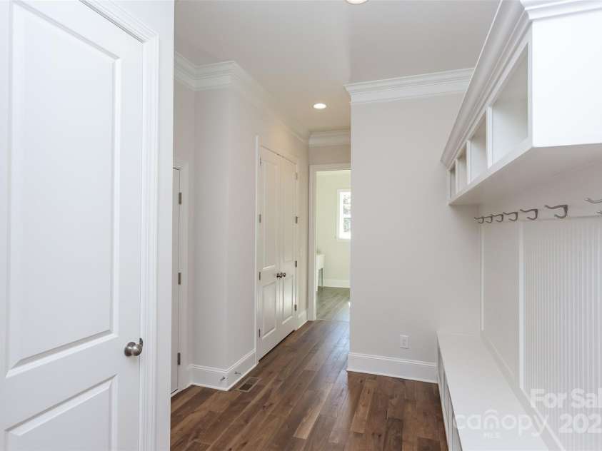 1025 Patterson Farm Road, Mooresville, NC 28115.  MLS# CAR4166919, YatesRealty ID 8898. 