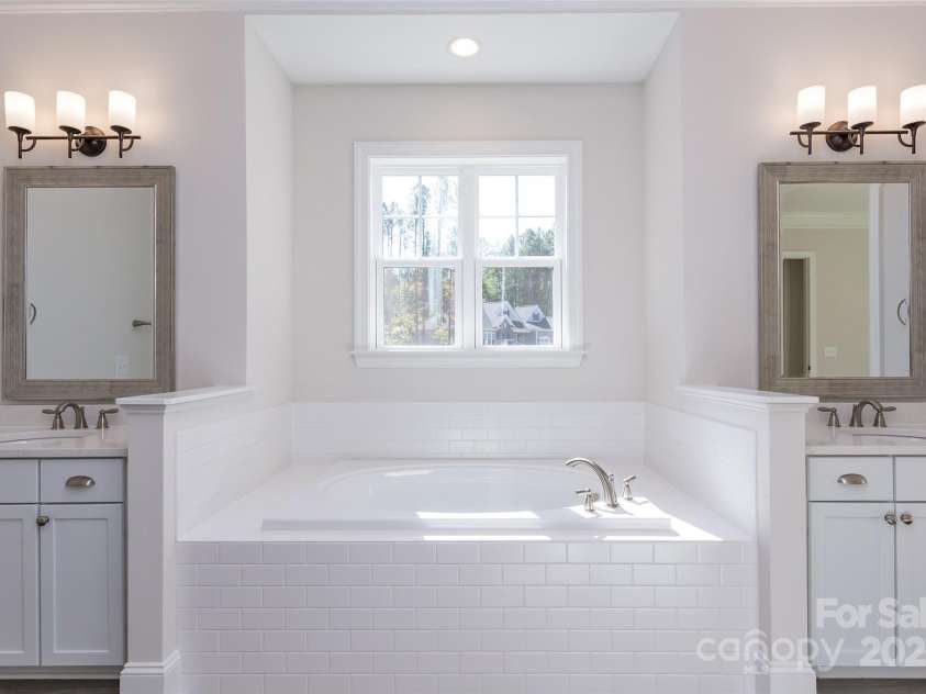 1025 Patterson Farm Road, Mooresville, NC 28115.  MLS# CAR4166919, YatesRealty ID 8898. 