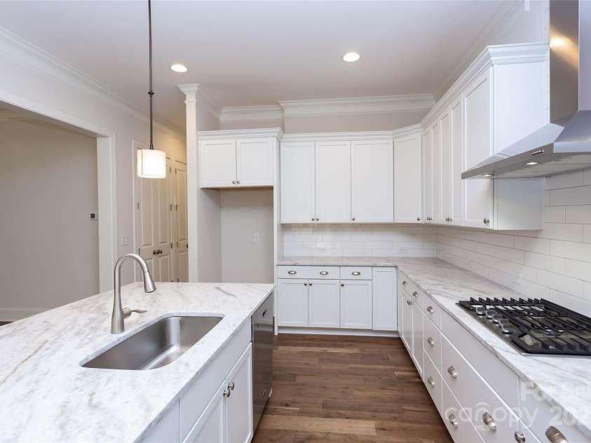 1025 Patterson Farm Road, Mooresville, NC 28115.  MLS# CAR4166919, YatesRealty ID 8898. 