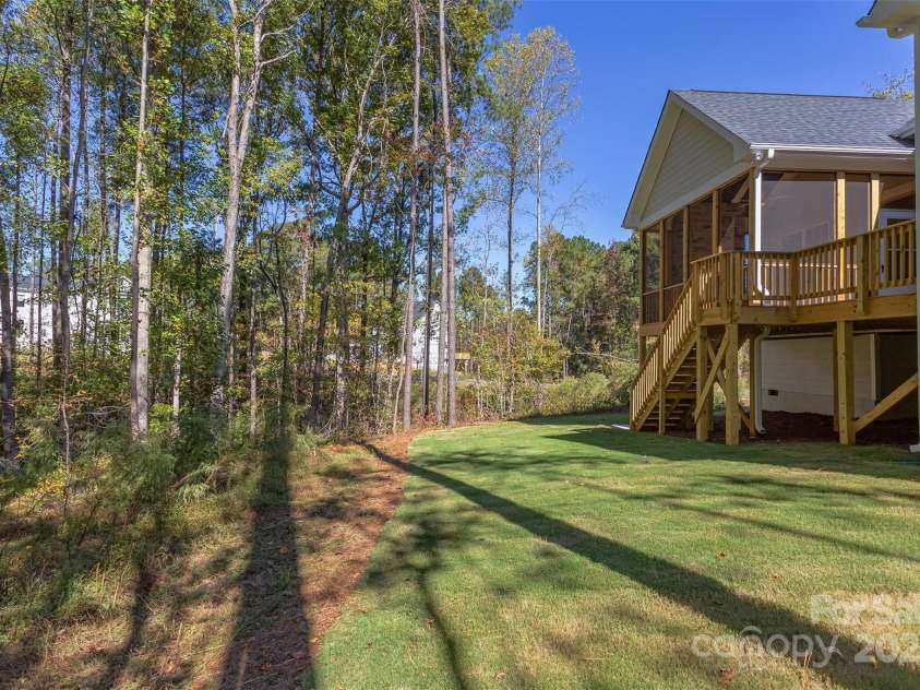 1025 Patterson Farm Road, Mooresville, NC 28115.  MLS# CAR4166919, YatesRealty ID 8898. 