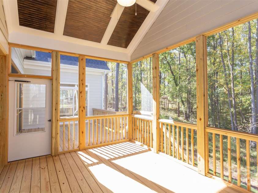 1025 Patterson Farm Road, Mooresville, NC 28115.  MLS# CAR4166919, YatesRealty ID 8898. 