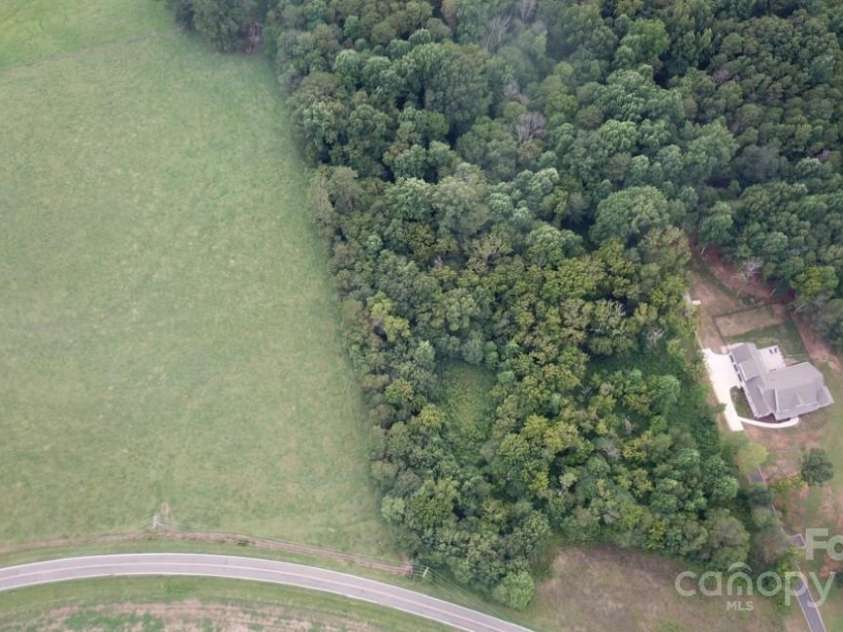 1025 Patterson Farm Road, Mooresville, NC 28115.  MLS# CAR4166919, YatesRealty ID 8898. 