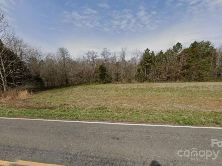 1025 Patterson Farm Road, Mooresville, NC 28115.  MLS# CAR4166919, YatesRealty ID 8898. 