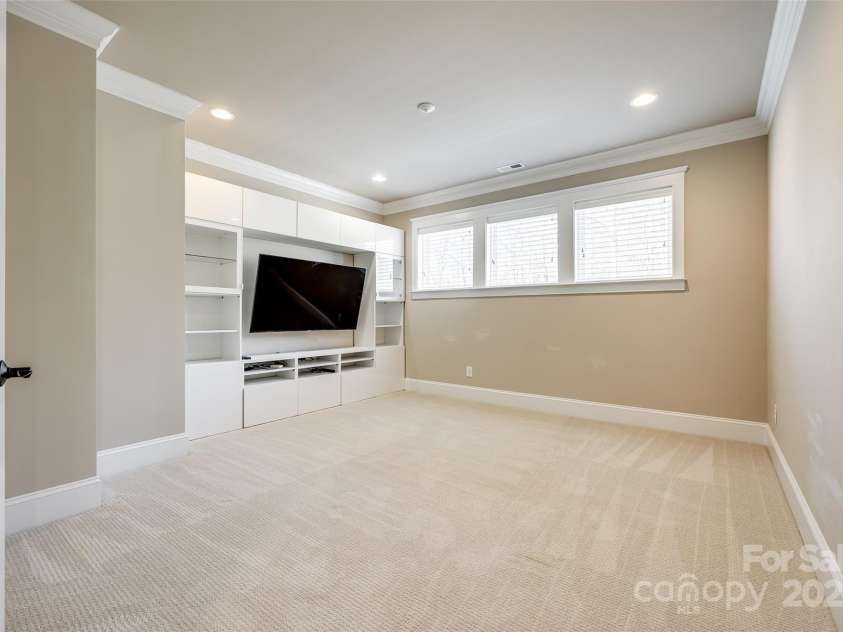 1891 Felts Parkway, Fort Mill, SC 29715.  MLS# CAR4237459, YatesRealty ID 8899. Flex space pic-2