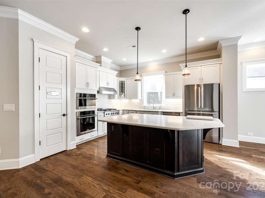 1891 Felts Parkway, Fort Mill, SC 29715.  MLS# CAR4237459, YatesRealty ID 8899. Kitchen pic-1