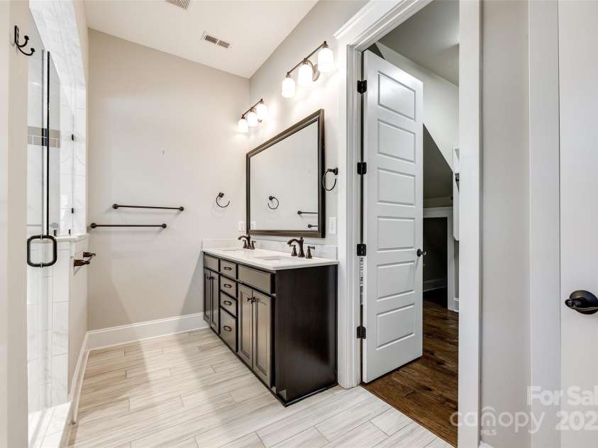 1891 Felts Parkway, Fort Mill, SC 29715.  MLS# CAR4237459, YatesRealty ID 8899. Primary bath pic-1