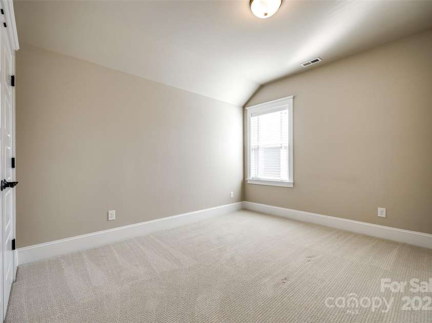 1891 Felts Parkway, Fort Mill, SC 29715.  MLS# CAR4237459, YatesRealty ID 8899. Upstairs bed room #1