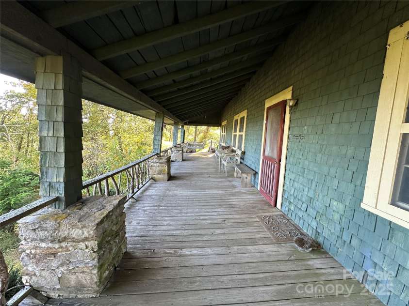 16 Osborn Knob Road, Little Switzerland, NC 28749.  MLS# CAR4307490, YatesRealty ID 89. 