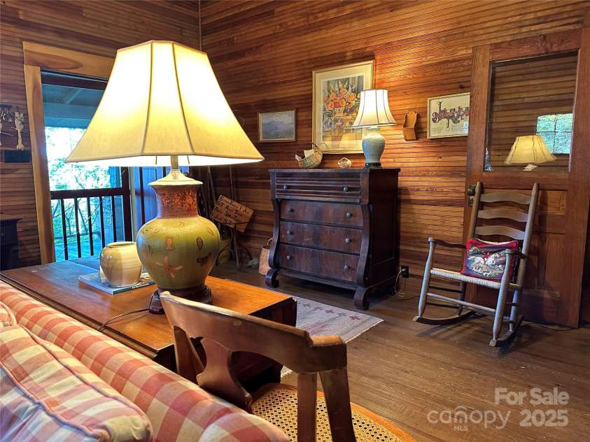 16 Osborn Knob Road, Little Switzerland, NC 28749.  MLS# CAR4307490, YatesRealty ID 89. Entry/Living Area
