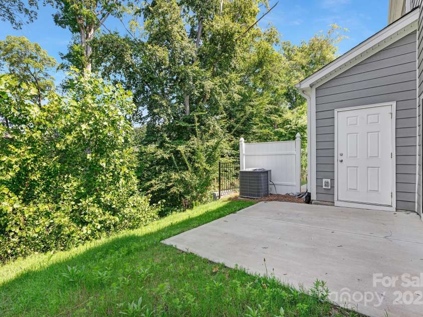 3506 Auburn Curb Road, Charlotte, NC 28217.  MLS# CAR4276113, YatesRealty ID 89. 