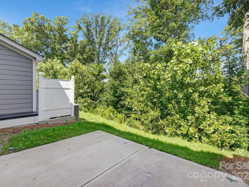 3506 Auburn Curb Road, Charlotte, NC 28217.  MLS# CAR4276113, YatesRealty ID 89. 