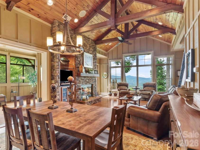 47 Creekside Way, Burnsville, NC 28714.  MLS# CAR4386398, YatesRealty ID 890. BOARD & BATTEN, VAULTED CEILING W/EXPOSED BEAMS