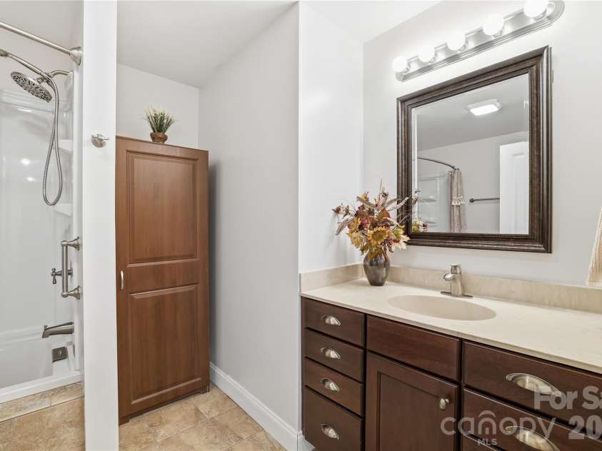 140 Debbie Loop, Waynesville, NC 28786.  MLS# CAR4298832, YatesRealty ID 8900. Bath 3 walkout basement