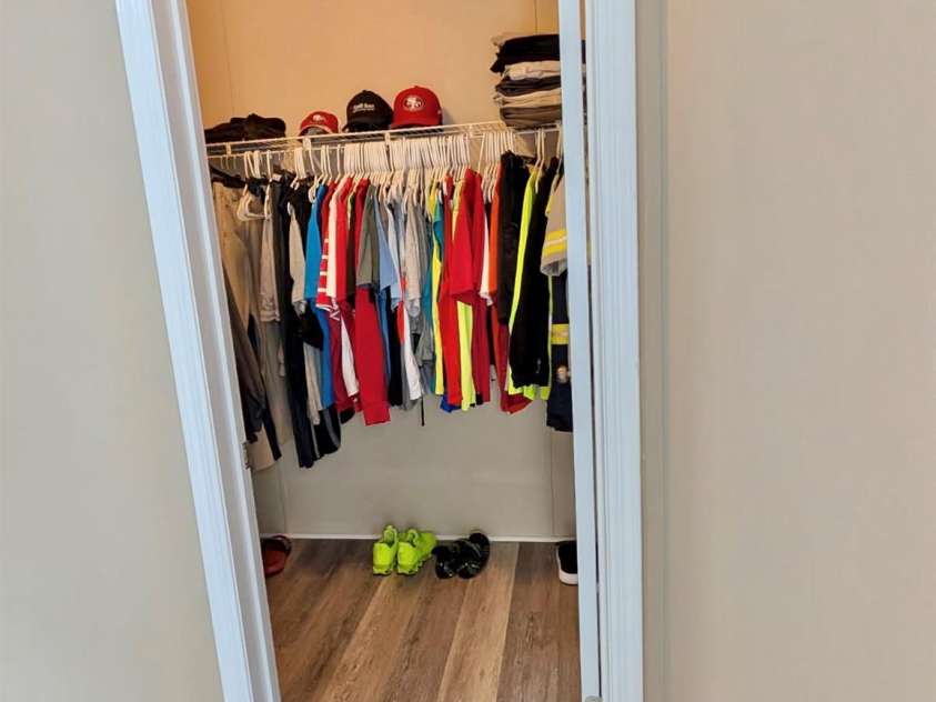 2357 Pleasant Hill Church Road, Grover, NC 28073.  MLS# CAR4314841, YatesRealty ID 8900. BEDROOM #2 CLOSET