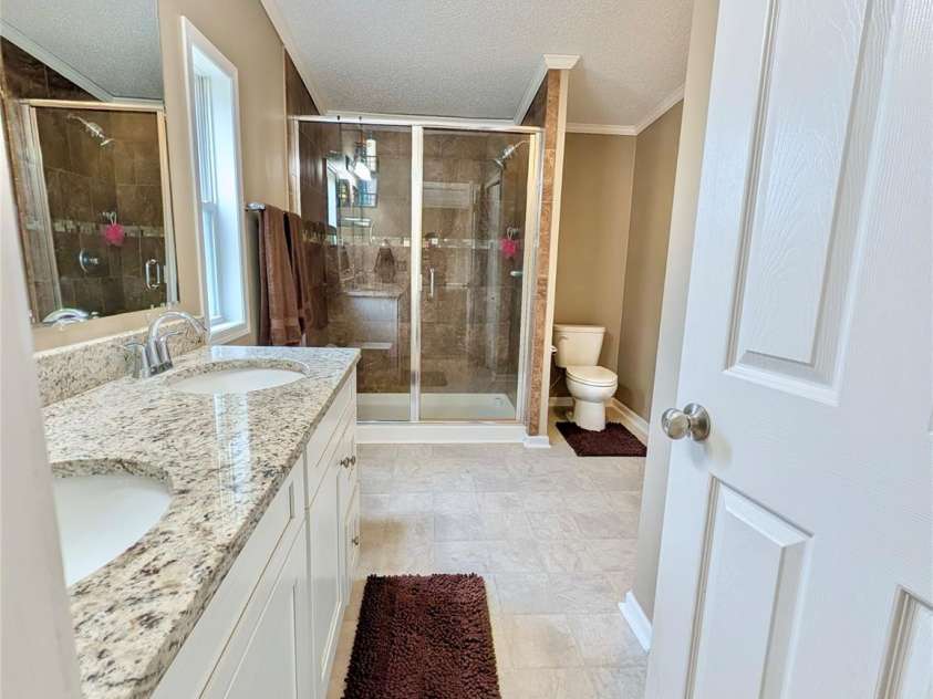 2357 Pleasant Hill Church Road, Grover, NC 28073.  MLS# CAR4314841, YatesRealty ID 8900. EN-SUITE BATH