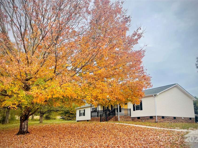 2357 Pleasant Hill Church Road, Grover, NC 28073.  MLS# CAR4314841, YatesRealty ID 8900. Front yard