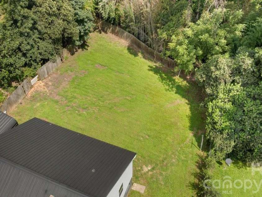 2105 Woodlawn Street, Kannapolis, NC 28083.  MLS# CAR4334921, YatesRealty ID 8901. 