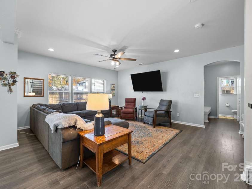 2680 Andes Drive, Statesville, NC 28625.  MLS# CAR4194173, YatesRealty ID 8903. 