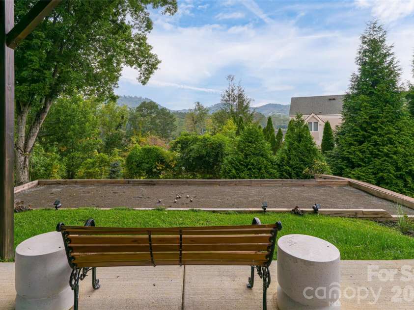 79 Culvern Street, Asheville, NC 28804.  MLS# CAR4304485, YatesRealty ID 8903. Backyard