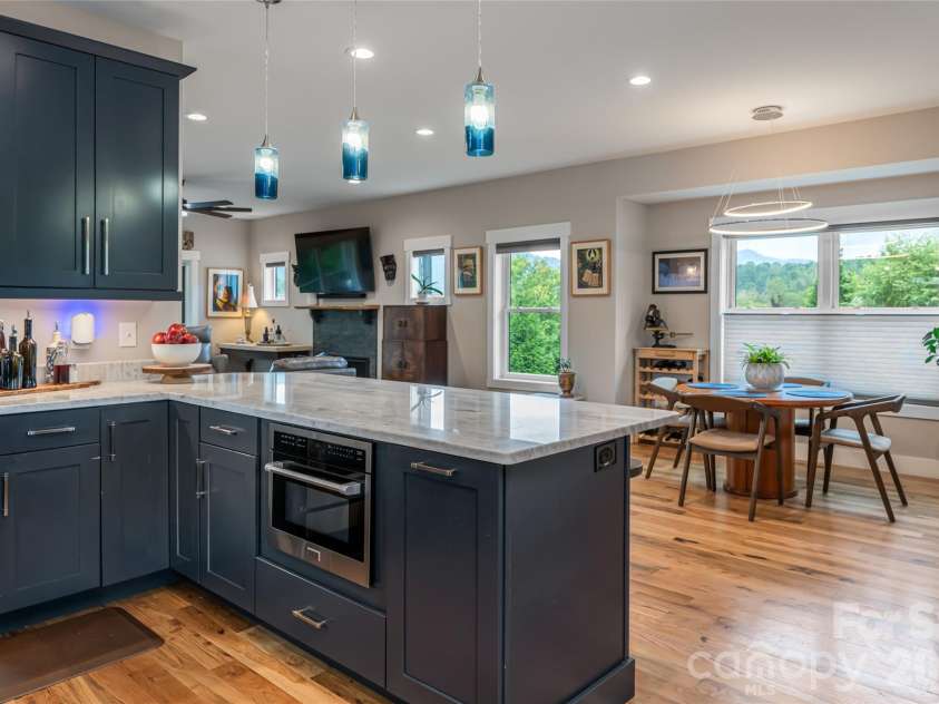 79 Culvern Street, Asheville, NC 28804.  MLS# CAR4304485, YatesRealty ID 8903. Kitchen