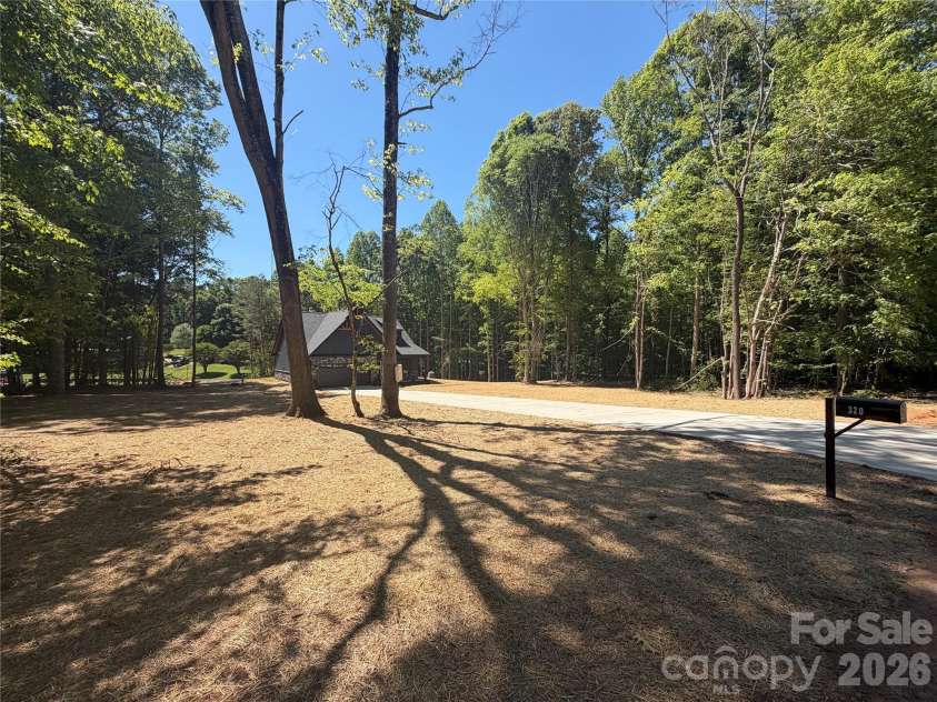 320 Blue Heron Road, Salisbury, NC 28146.  MLS# CAR4365828, YatesRealty ID 8904. 