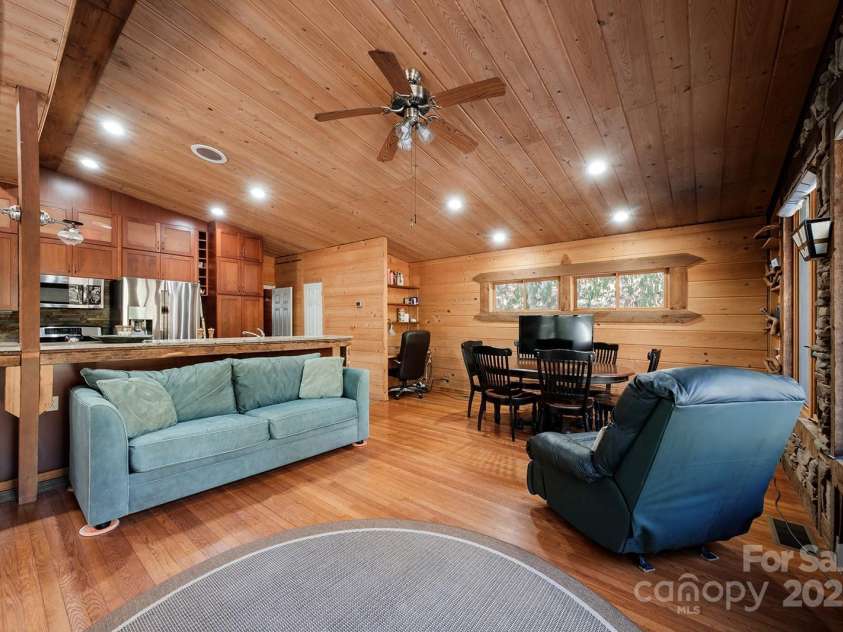 36 Dream Catcher Cove, Hayesville, NC 28904.  MLS# CAR4292828, YatesRealty ID 8904. 