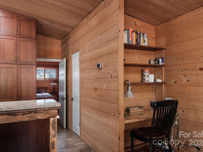 36 Dream Catcher Cove, Hayesville, NC 28904.  MLS# CAR4292828, YatesRealty ID 8904. 