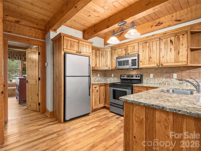 24 Rachels Circle, Maggie Valley, NC 28751.  MLS# CAR4361814, YatesRealty ID 8905. 