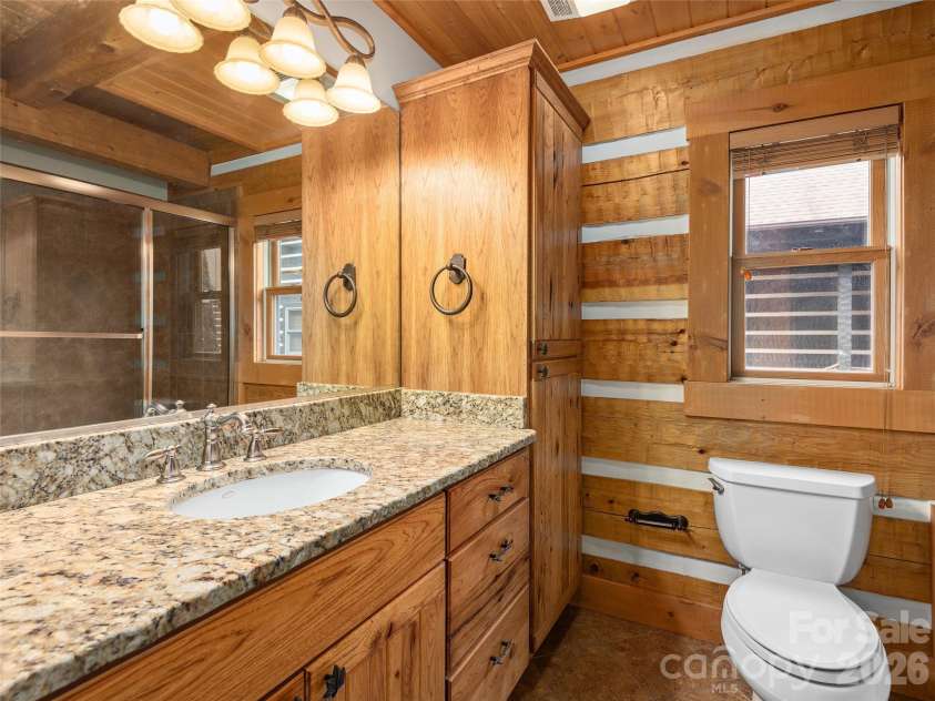 24 Rachels Circle, Maggie Valley, NC 28751.  MLS# CAR4361814, YatesRealty ID 8905. 