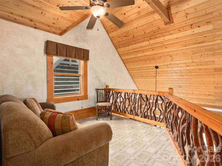 24 Rachels Circle, Maggie Valley, NC 28751.  MLS# CAR4361814, YatesRealty ID 8905. 