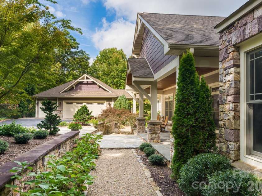 104 Mossridge Court, Flat Rock, NC 28731.  MLS# CAR4366068, YatesRealty ID 8906. 