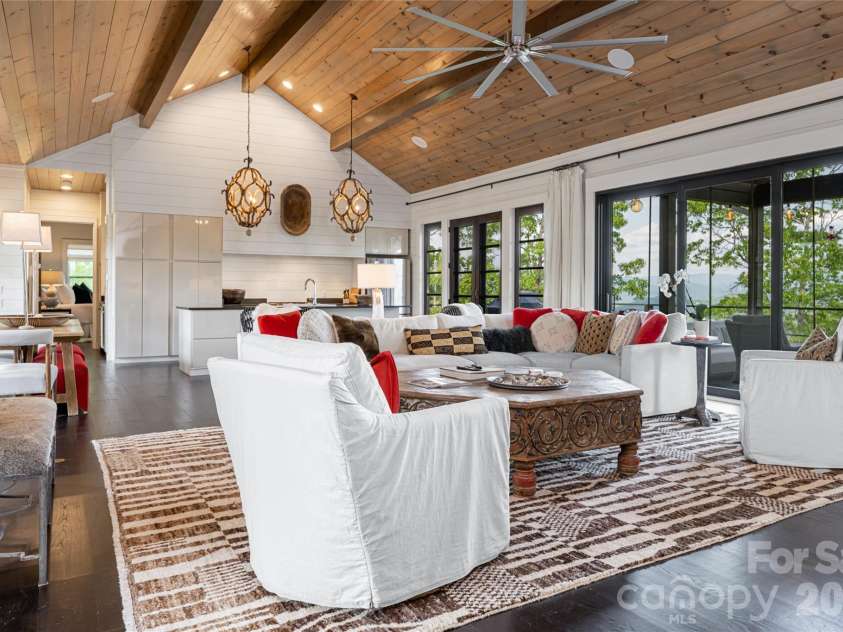 532 Tsali Crossing, Bryson City, NC 28713.  MLS# CAR4335485, YatesRealty ID 891. 