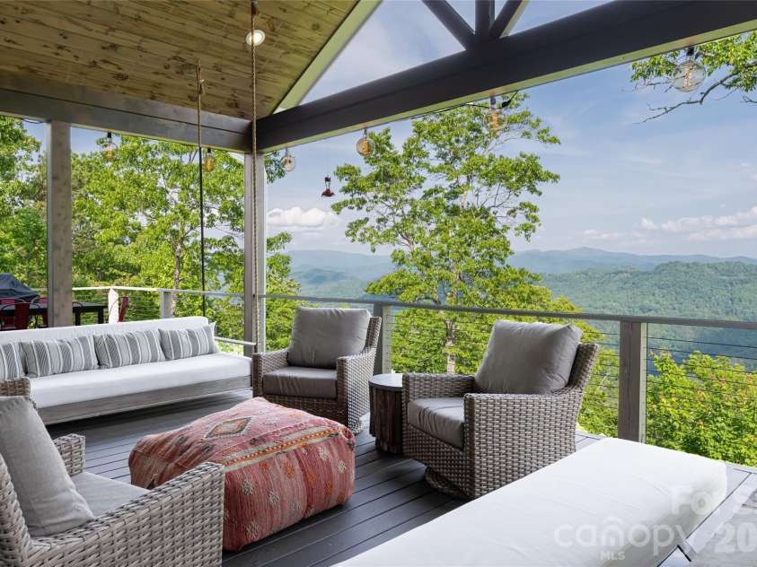 532 Tsali Crossing, Bryson City, NC 28713.  MLS# CAR4335485, YatesRealty ID 891. 