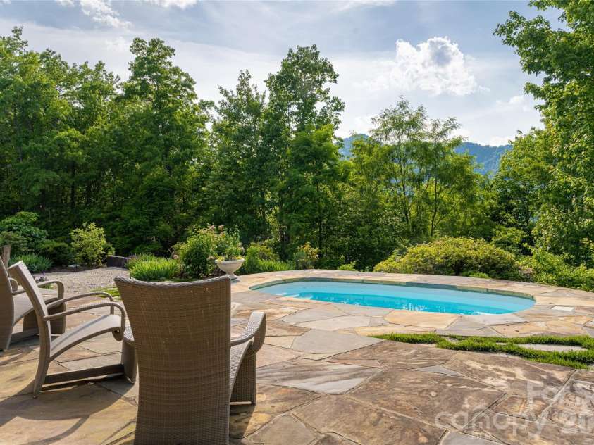 532 Tsali Crossing, Bryson City, NC 28713.  MLS# CAR4335485, YatesRealty ID 891. 