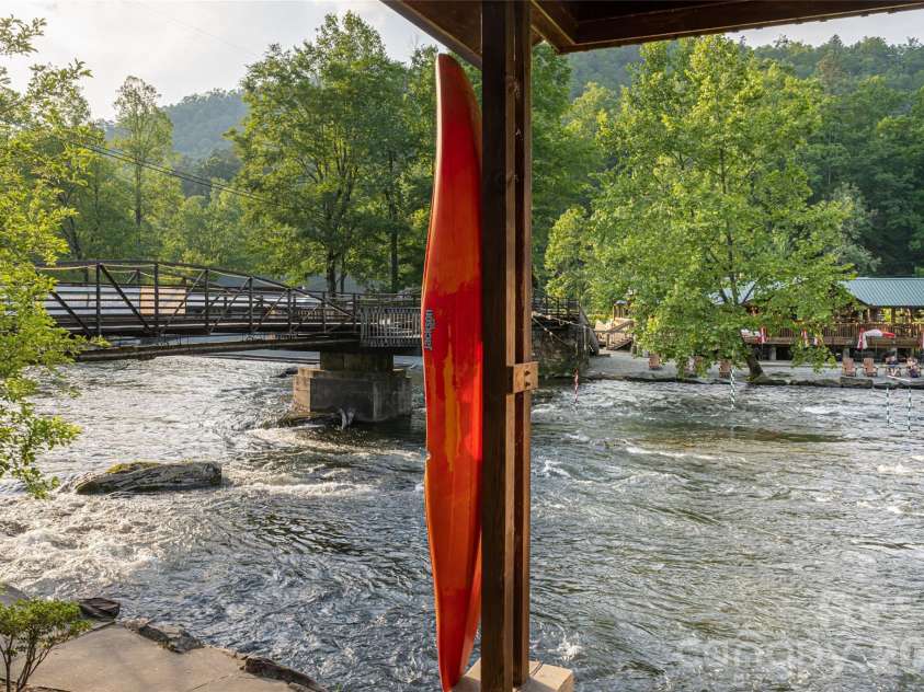 532 Tsali Crossing, Bryson City, NC 28713.  MLS# CAR4335485, YatesRealty ID 891. 