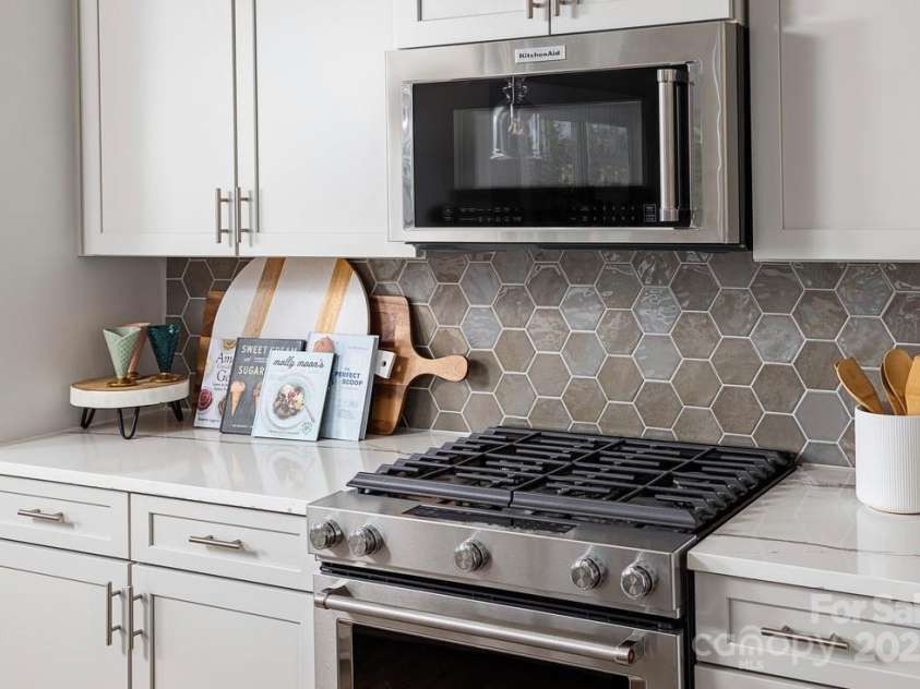 9416 Munsing Drive, Charlotte, NC 28269.  MLS# CAR4223418, YatesRealty ID 891. Representative of the Fontana Elite floorplan. Finishes and features may vary