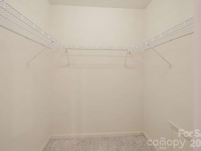 21 Sydney Lane, Asheville, NC 28806.  MLS# CAR4361623, YatesRealty ID 8910. 