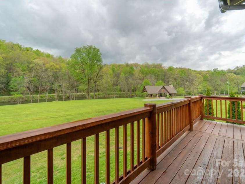 100 Grayling Drive, Cullowhee, NC 28723.  MLS# CAR4251913, YatesRealty ID 8915. 