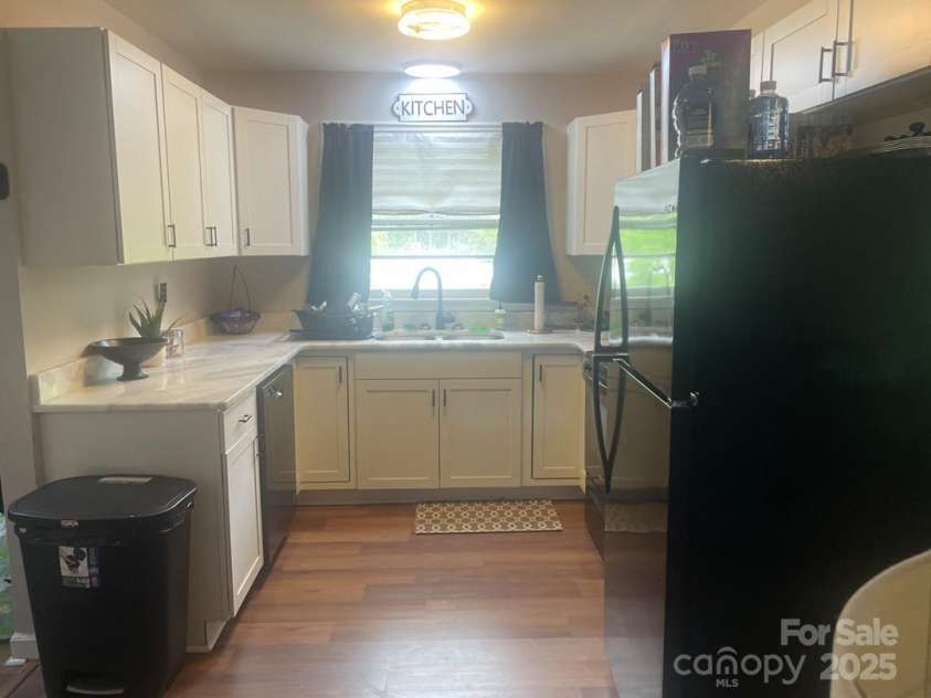 1004 Rollins Avenue, Hamlet, NC 28345.  MLS# CAR4248760, YatesRealty ID 8916. 