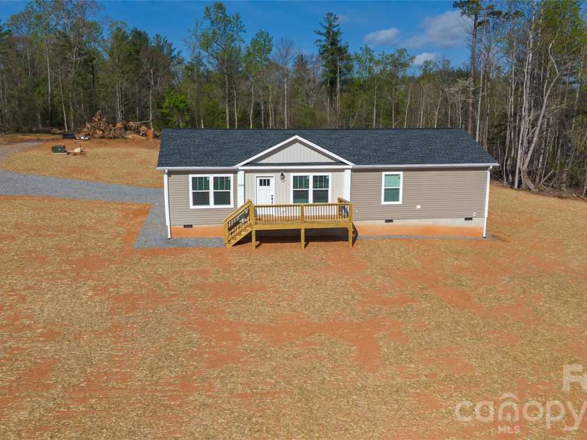 2026 Glory Land Way, Morganton, NC 28655.  MLS# CAR4366048, YatesRealty ID 8917. 