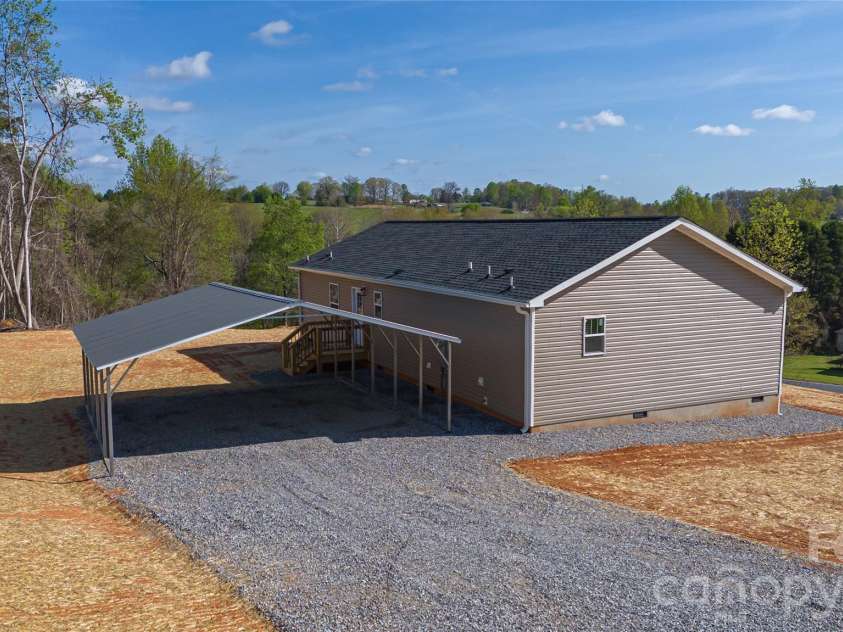 2026 Glory Land Way, Morganton, NC 28655.  MLS# CAR4366048, YatesRealty ID 8917. 