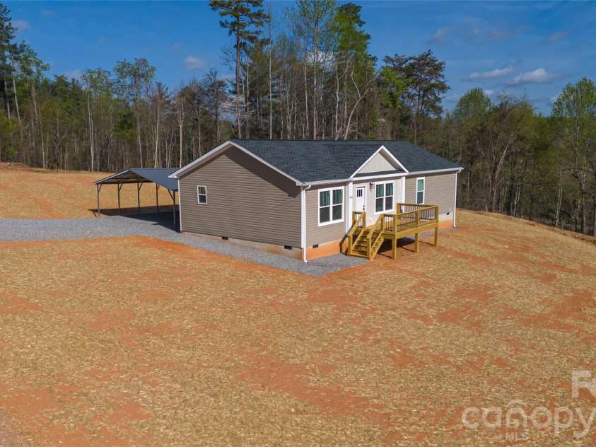 2026 Glory Land Way, Morganton, NC 28655.  MLS# CAR4366048, YatesRealty ID 8917. 