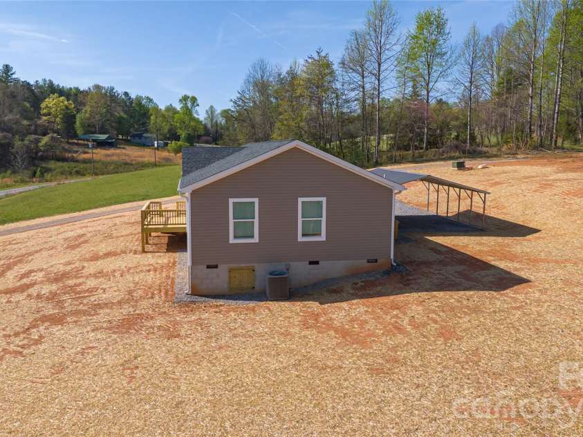 2026 Glory Land Way, Morganton, NC 28655.  MLS# CAR4366048, YatesRealty ID 8917. 