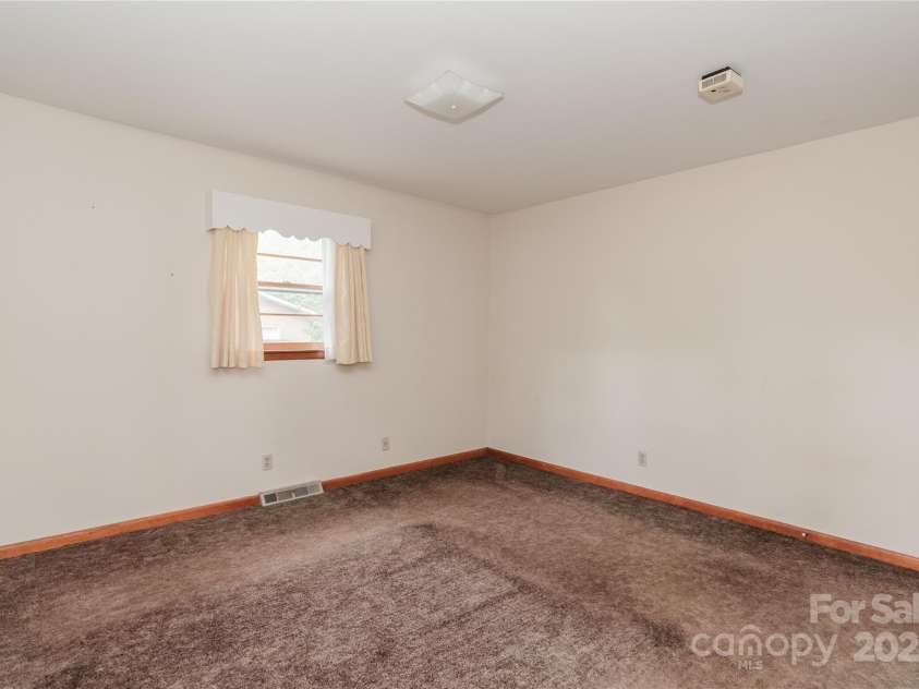 2412 Wedgewood Drive, Salisbury, NC 28146.  MLS# CAR4251635, YatesRealty ID 8917. 