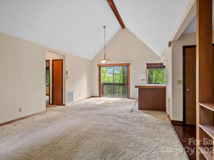 1020 Vineyard Road, Tryon, NC 28782.  MLS# CAR4252534, YatesRealty ID 8918. 